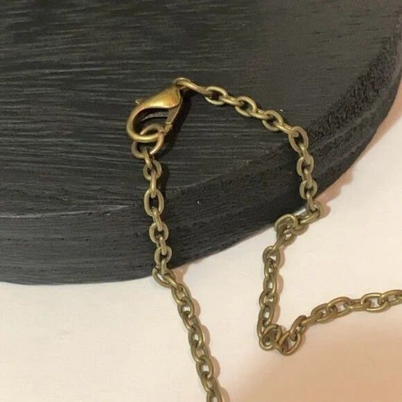 Necklace Moon and Girl, Bronze Chain, Antique Look, NWOT - Picture 5 of 6